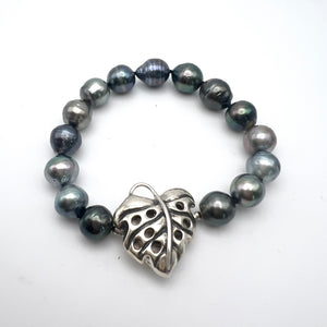 Tahitian Pearl and Monstera Clasp Bracelet